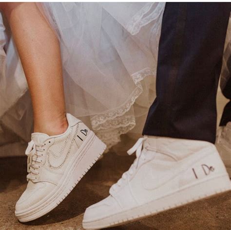 weiße hochzeitsschuhe nike damen|Braut Sneaker: Bequeme & legere Schuhe für coole Bräute.